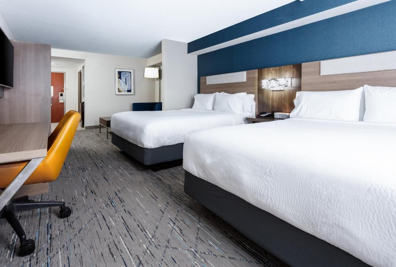 Holiday Inn Express & Suites Williamsburg By Ihg Exterior photo